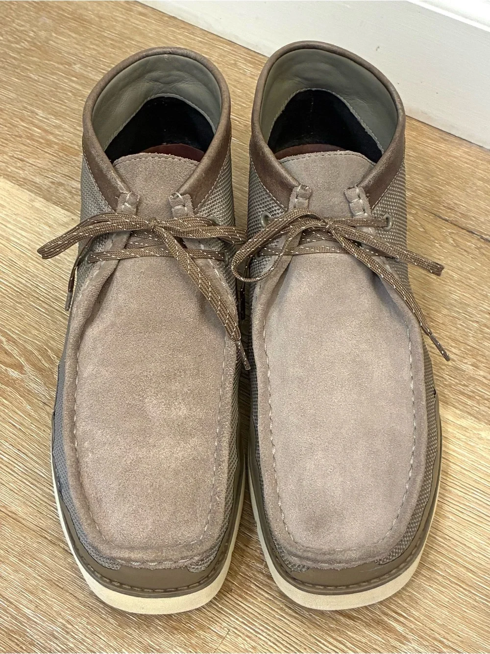 Clarks Originals Wallabee 2.0 GTX (Gore-Tex) Boots Gray Men’s US 11.5 EU 45